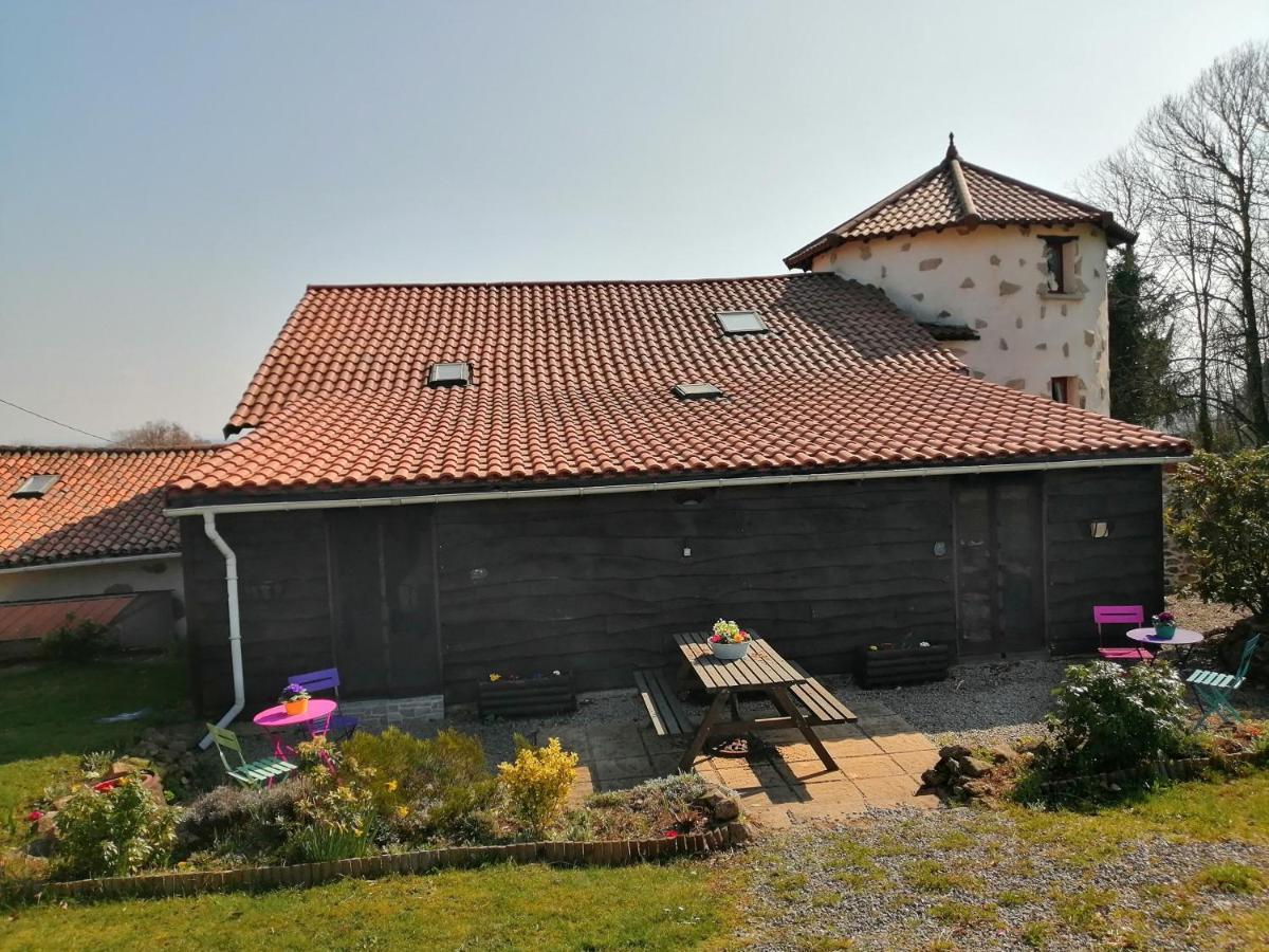 Bed and Breakfast La Grange Ancienne Montrollet Exterior foto